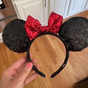 Sparkly Minnie Mouse Ears Headband